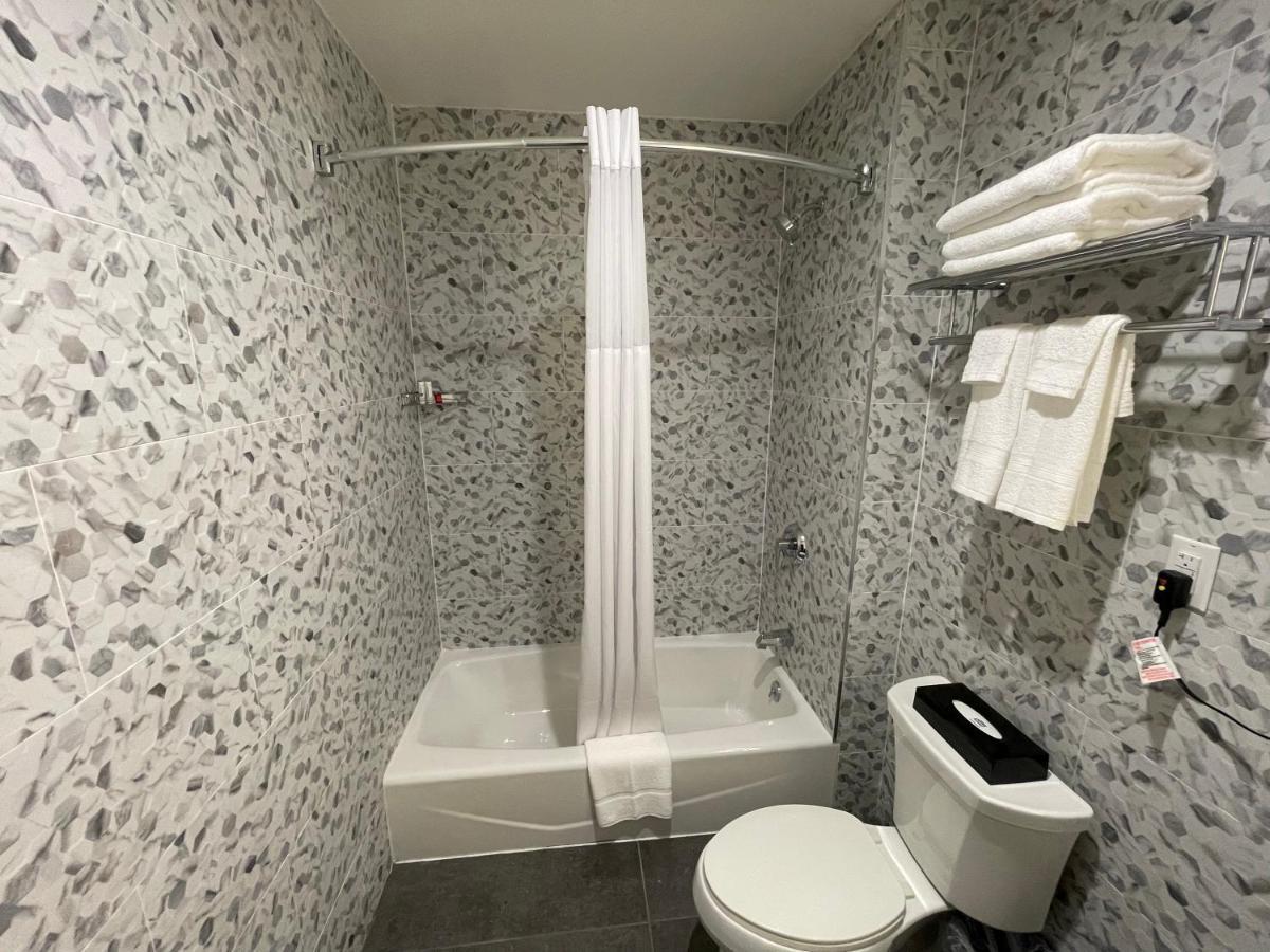 Super 8 By Wyndham Bronx Near Botanical Garden Ξενοδοχείο Νέα Υόρκη Εξωτερικό φωτογραφία